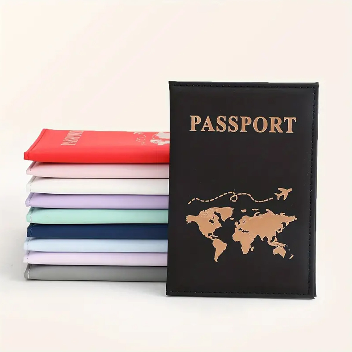 Travel Accessories In Store - Etui na paszport z wzorem mapy