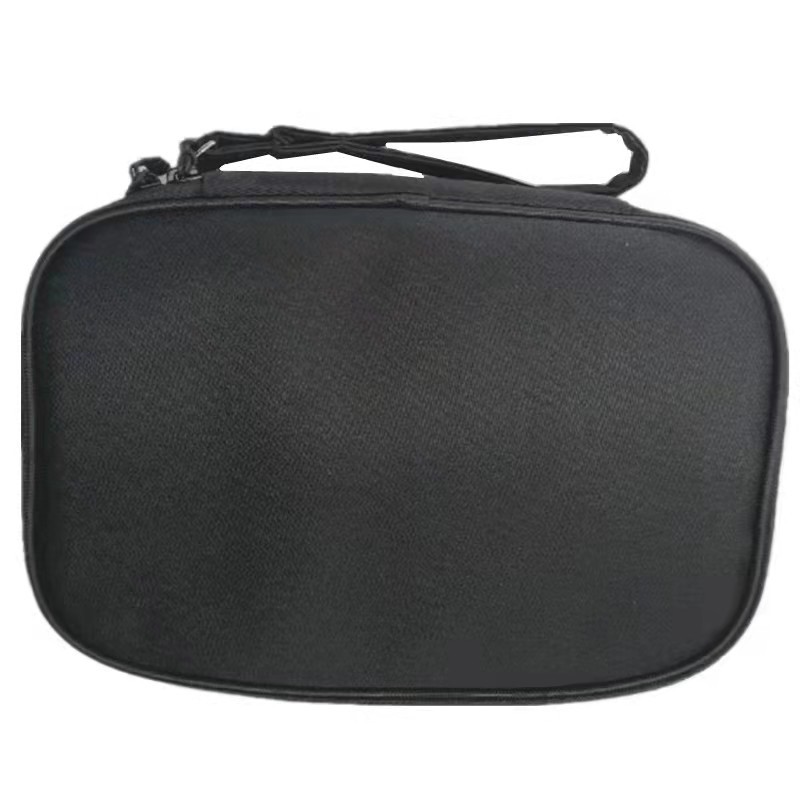 Podwójny futerał na kontroler  – Xbox Travel Accessories recenzja i cena