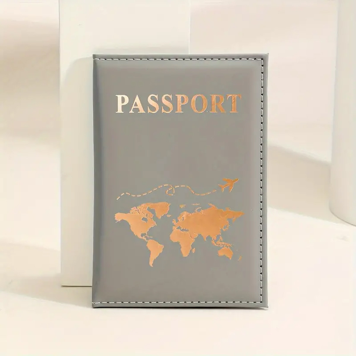 Etui na paszport z wzorem mapy – Travel Accessories In Store recenzja i cena